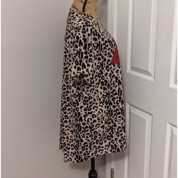 Leopard lip tshirt - Picture 2 of 5